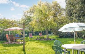 Maisons de vacances Holiday Home Pleubian Ef-1633 : photos des chambres