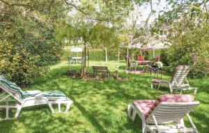 Maisons de vacances Holiday Home Pleubian Ef-1633 : photos des chambres