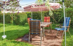Maisons de vacances Holiday Home Pleubian Ef-1633 : photos des chambres
