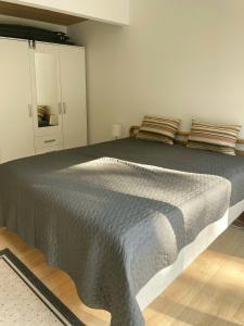 New Summer House In Fuglslev With Wilderness Bath