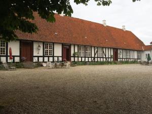 Historic Atmosphere At Gelskov Estate For You