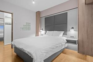 Grand Hotel Panorama Bucharest City Center