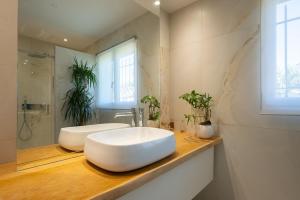Villas Villa L-Enclos de Zize - Sleeps 8 : photos des chambres