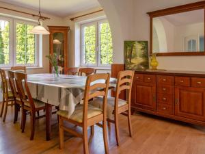 Holiday Home Mały dworek by Interhome