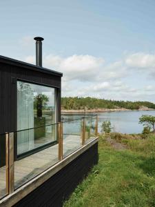 Modern Seaside Home With Magical Views