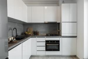 Skylark - Sydney Penthouse with Jacuzzi and Mountain View