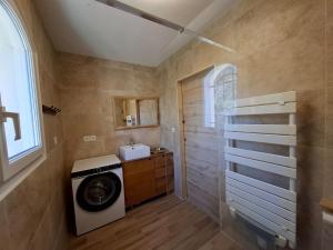 Maisons de vacances Maison Harmonia! Private Pool, BBQ, AC and Playground : photos des chambres