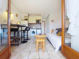 Apartment Jardins de la Palmyre 2-1 by Interhome