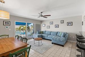 Dolphin Cove- Pet Friendly Waterfront Townhome w Pool