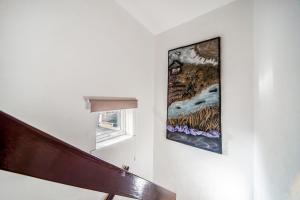 Beautiful 2 bedroom, two-storey house with garden, close to city centre