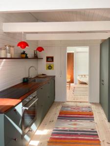 Elegant Summer House Close To The Beach And Forest