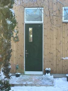 Architect-Designed Wooden House Near Beach