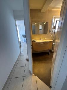 Appartements Spacious air-conditioned duplex with 270 degree sea views : photos des chambres