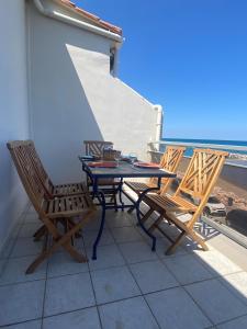 Appartements Spacious air-conditioned duplex with 270 degree sea views : photos des chambres