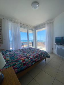 Appartements Spacious air-conditioned duplex with 270 degree sea views : photos des chambres