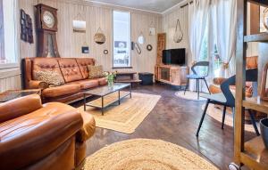 Cozy Home In Les Eyzies