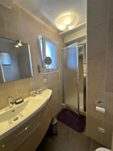 Appartements Spacious air-conditioned duplex with 270 degree sea views : photos des chambres