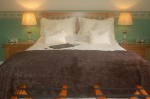 Ardarroch Cottage 5 Star B&B and Self Catering Studio Cabin