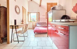 Maisons de vacances Cozy Home In Les Eyzies : photos des chambres