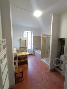 Maisons de vacances Gite 15 personnes, Bastide en Provence : photos des chambres