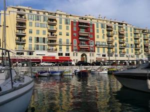 Port de Nice-charmant appartement bucolique ! vue port