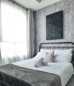 Relax in style with fast WIFI Netflix