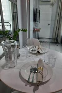 Relax in style with fast WIFI Netflix