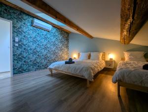 Appartements ColorChic 3 etoiles - Parking Prive Terrasse Clim - 120m2 Plein centre : photos des chambres