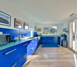 Modern Villa In Cassis With Beautiful View