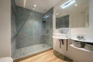 Modern Villa In Cassis With Beautiful View