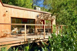 Maisons de vacances Lodge With Spa At The Foot Of Mont Ventoux : photos des chambres