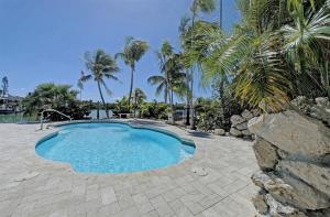Pier Pressure - Luxury Waterfront Pool Home, 100 Dock