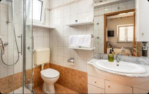 Villa Ana Selce s bazenom i panoramskim pogledom na more