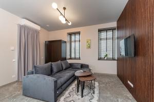 MnW apartment by Polo Apartments