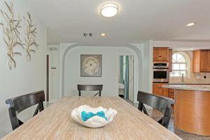 Reel Relaxin` - Luxury Waterfront Pool Home, 55 Dock