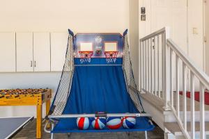 Sea Glass Dreams - Waterfront Pool Home, Mini Golf, Game Room, 110 Dock