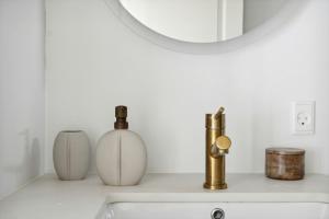 Enjoy Nature In A Thatched Annex From 1860