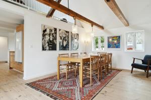 Renovated Estate With Private Beach