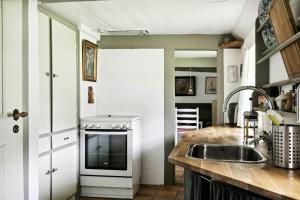 Unique Summer House With Seaweed Roof On Læsø
