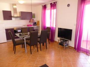 Apartmani Kvesic - Azzurro