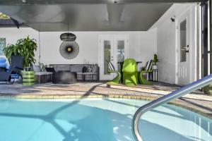 Urban Oasis Retreat