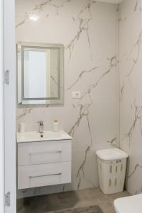 One Bedroom Apartment