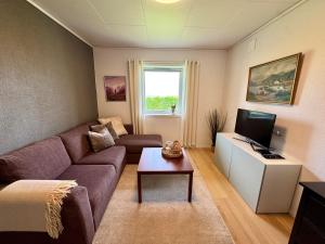 Apartment with garden and large bathroom