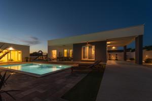 Villa ARIA with a private heated pool