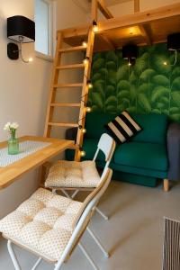 Green Natural Cozy Studios In Budapest