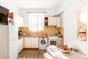 Cozy, Romantic Studio next to The Mall