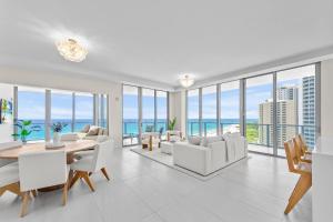 Lux High Rise -Ocean Front View Condo 2BR 2.5BA