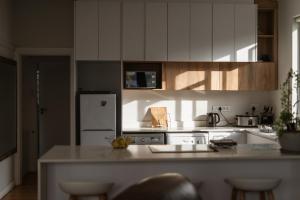 Green Point - Beautiful Quiet One Bedroom Apartment