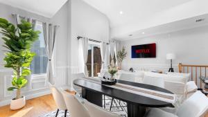 Luxury Retreat Walk 2 PATH NYC in Mins Parking