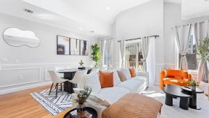 Luxury Retreat Walk 2 PATH NYC in Mins Parking